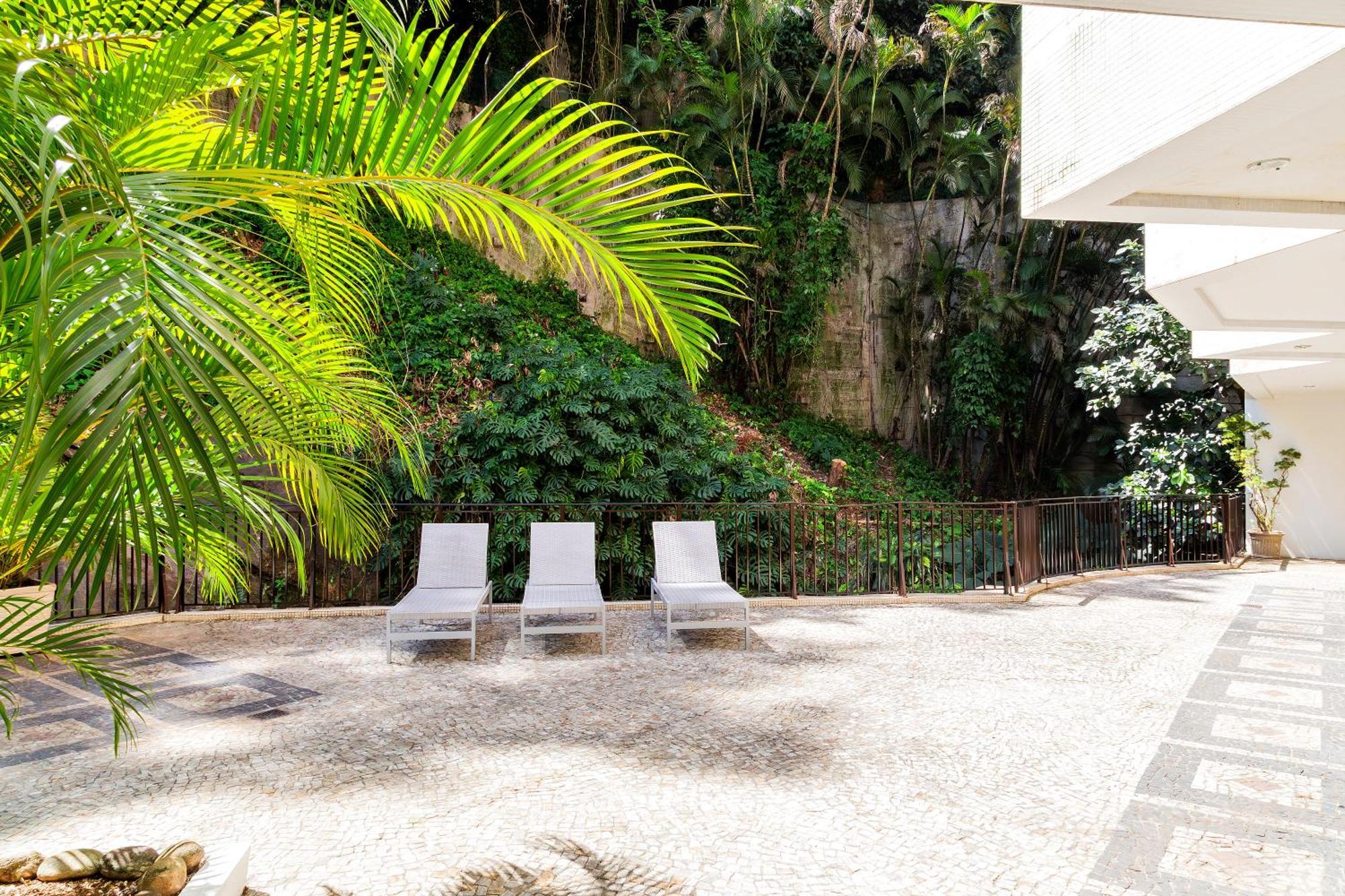 Copa Vista: Beachfront Comfort with Pool and 24/7 Security Rio de Janeiro Exterior photo